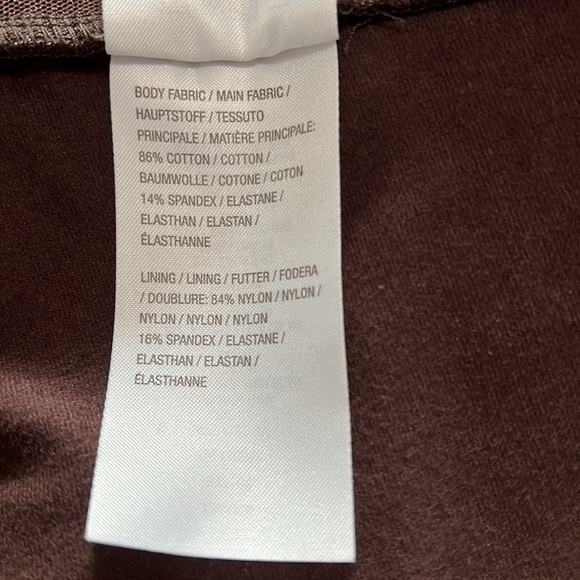 Women With Control: Brown Tummy Control pull on  Capris straight legs, Size M - Picture 7 of 9